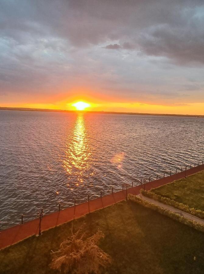 Deluxe Lake View Мамая Экстерьер фото